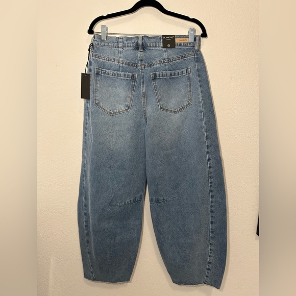 Blank NYC Raw Hem Barrel Jeans, Size 28 - Picture 3 of 6